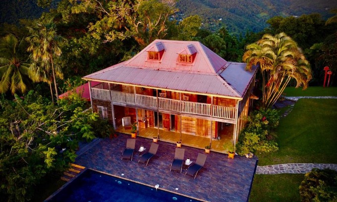 Pointe-Noire Casa | Habitation Caféière Samana Beauséjour - GUESTHOUSE