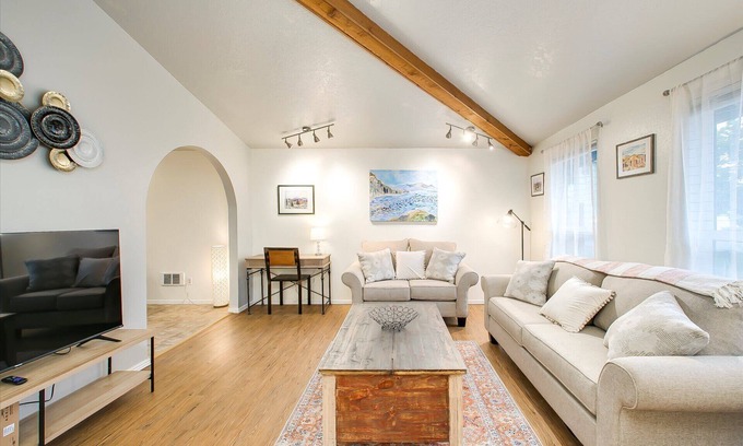Southeast Boise Condominio | #HabitueHomes - Norton's River Crossing