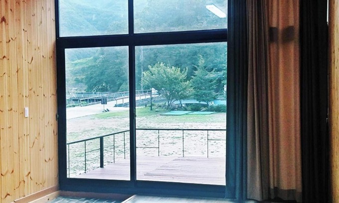 Hwagae Casa | Hadong Jayeoneuro Pension