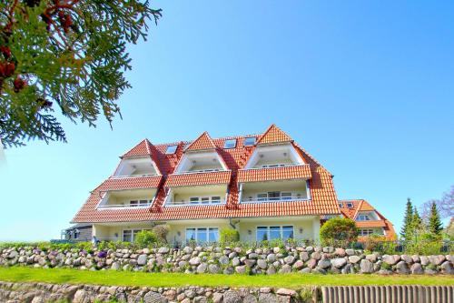 Breege Apartamento | Hafenhäuser Breege FeWo 13 - Terrasse, Meerblick