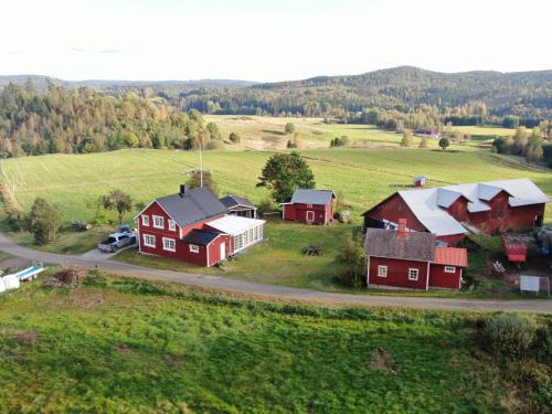 Arjang Casa | Hagen Familje Farm