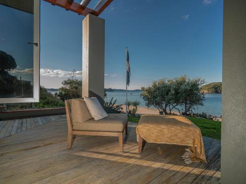 Hahei Casa | Hahei Oceanfront - Hahei Holiday Home