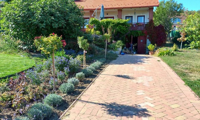 Balatonfured Casa | Hajnal Vendégház Balatonfüred