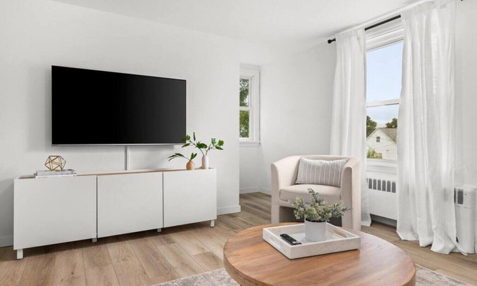 Morton Apartamento | Halcyon Haven - A Heavenly Homestead for 4