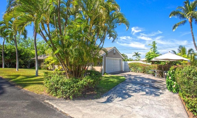 Kahaluu Bay Casa | Hale Nani Loa - White Sands Beach Home with Private Pool by Casago Kona