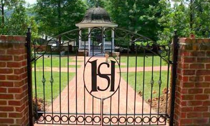 Rogersville Cama Y Desayuno | Hale Springs Inn
