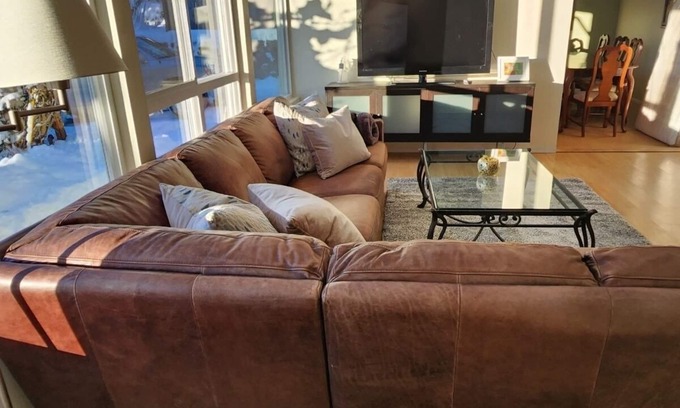 District of North Vancouver Cama Y Desayuno | Half Acre of amazing privacy in Lynn Valley North Vancouver, BC Serenity