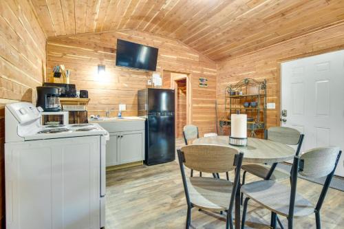 Lakeview Casa | Half-Mi to Bull Shoals Lake Access Anglers Cabin