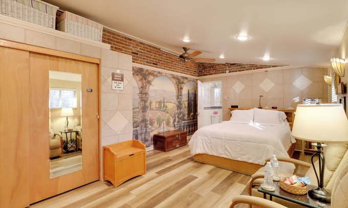 Downtown Reno Apartamento | Half-mi to River Walk: 'river Cottage' in Reno