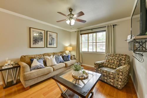 Nacogdoches Apartamento | Half-Mi to SFA Campus Lumberjack-Ready Retreat
