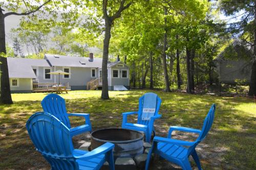 North Eastham Casa | Half Mile to Private Association Beach