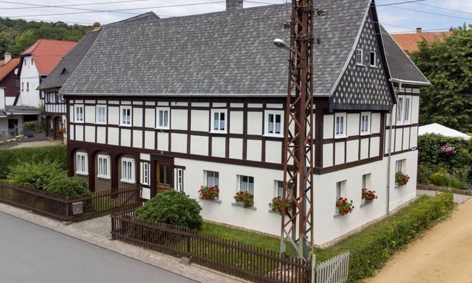 Grossschoenau Casa | Half-timbered house on the Mandau