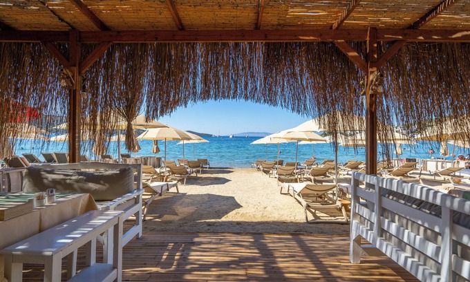 Bitez Cama Y Desayuno | Halikarya Hotel & Restaurant Beach