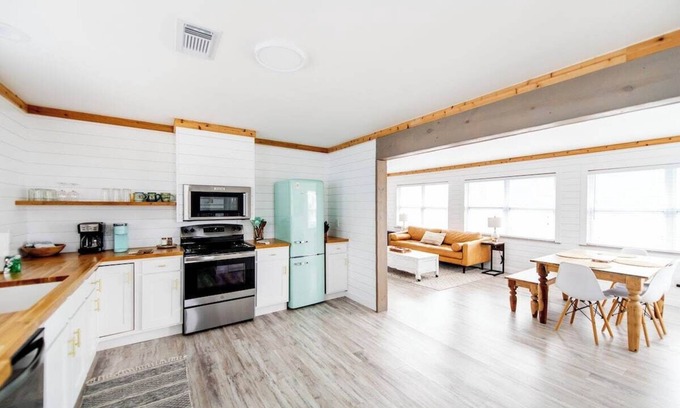 Fort Morgan Pines Casa | Halito Oka Summary: I