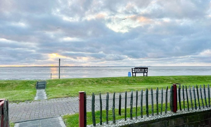 Langeneß Apartamento | Hallig Hüs 2 - Experience relaxing days in our cozy 3-room apartment