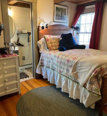 Hallowell Casa | Hallowell Rooming House