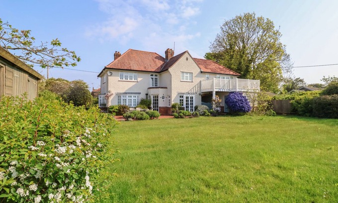 Walberswick Cabaña | HALSEY, family friendly, luxury holiday cottage in Walberswick