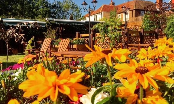 Broad Oak Casa | Hambrook House Canterbury - NEW luxury guest house