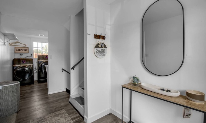 Athol Springs Casa | Hamburg Private House 4 bed 2 bath