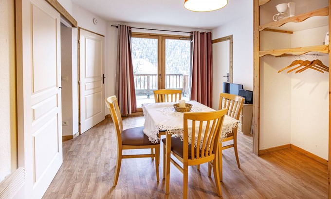 Orelle Apartamento | Hameau 8 202 - SPA & PISCINE appartement 4 pers