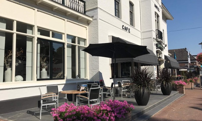 Ruurlo Hotel | Hampshire Avenarius