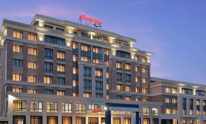Yesil District Hotel | Hampton by Hilton Astana Triumphal Arch