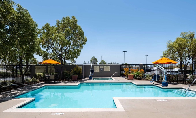 Foothill Ranch Hotel | Hampton Inn by Hilton Irvine East - Lake Forest