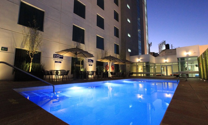 León Hotel | Hampton Inn by Hilton Leon Guanajuato