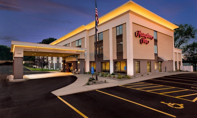 Rochester Hotel | Hampton Inn Rochester