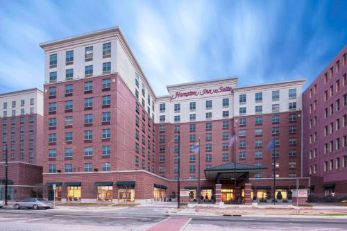 Bricktown Hotel | Hampton Inn & Suites Oklahoma City-Bricktown