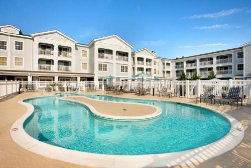 Pine Island Hotel | Hampton Inn & Suites Outer Banks/Corolla