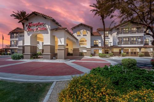 Palm Valley Hotel | Hampton Inn & Suites Phoenix-Goodyear