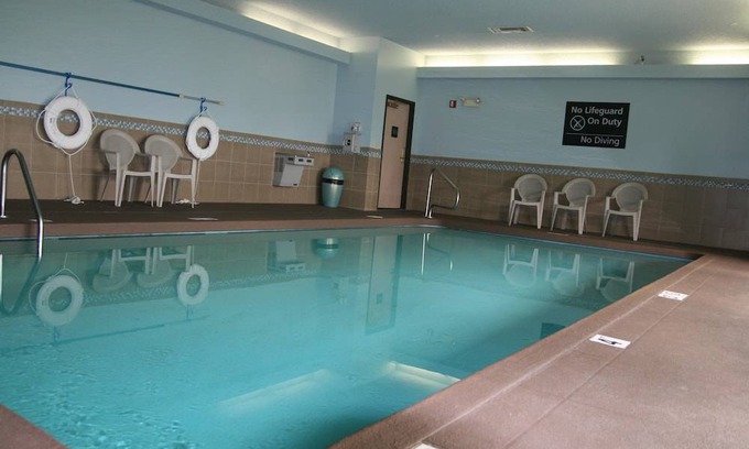 Olathe Hotel | Hampton Inn Olathe