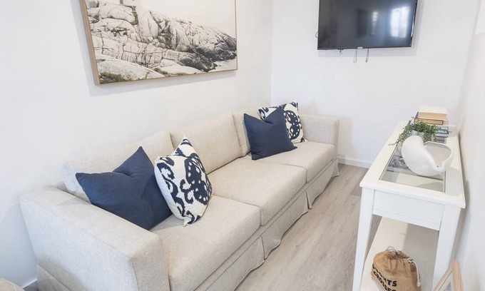 Christies Beach Apartamento | Hampton Style Coastal Apartment