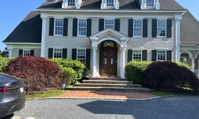 Water Mill Casa | Hamptons Oasis 7Bed/7.5 Bath w Pool, Hot Tub and Tennis