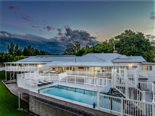 Murwillumbah Casa | Hamptons White House