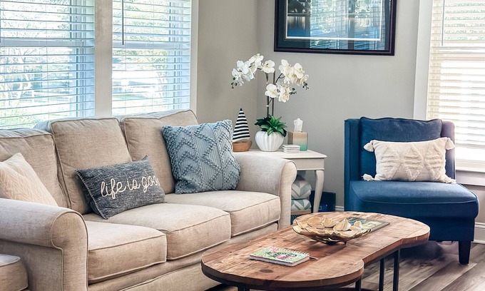 Hanahan Casa | Hanahan Hideaway :: Family-Friendly & Central :: Home away from home!