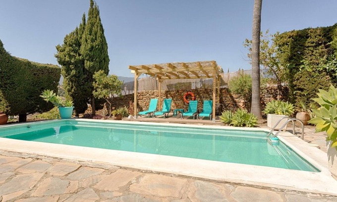 Nueva Milla de Oro Villa | Hanami Finca Cumbres Borrascosas Estepona by Ruralidays