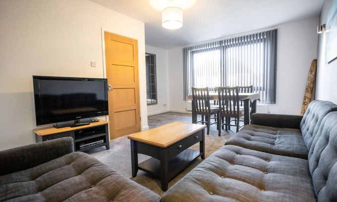 Hanham Apartamento | Hanham Apartment Long Stay Discounts Sleep 9