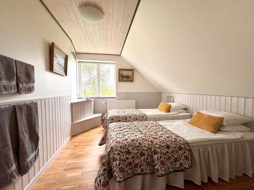 Svalov Cama Y Desayuno | Hanksville Farm - B&B