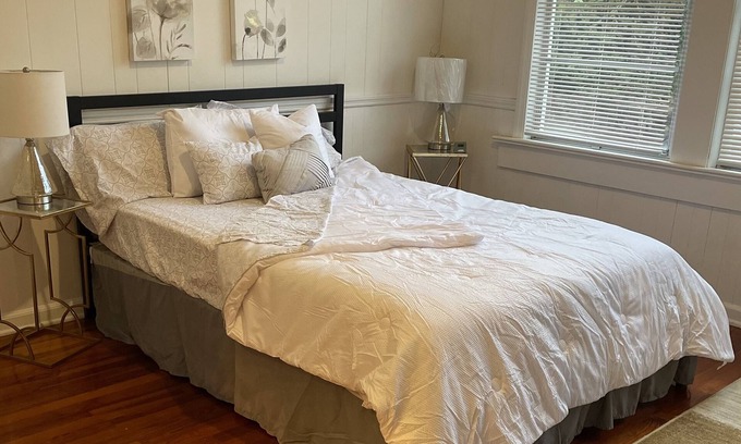 Thomaston Casa | Hannah House South Cozy country living near the City