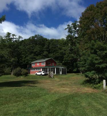 Johnsburg Casa | Hannah's Birch Farm 10 Min to Gore Ski Mt.