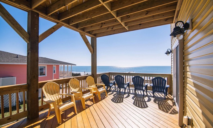 Edisto Island Casa | Hannah's Choice-Endless Beach/Ocean Views; Pet Friendly, 3 Sundecks;Elevator