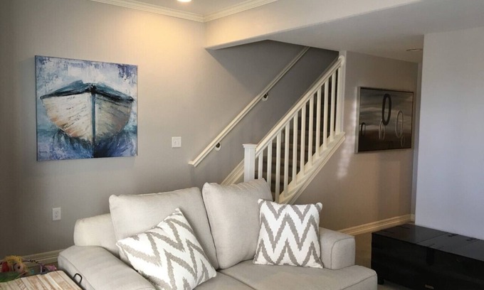 Jefferson Park Casa | Happening Jefferson Park Retreat