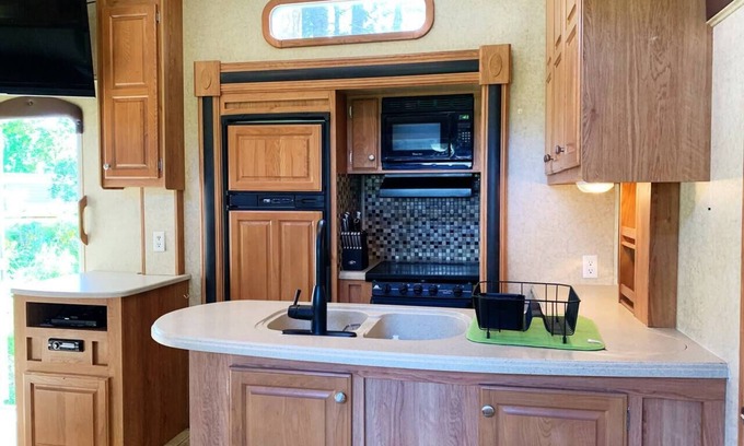 Shelton Casa | Happy Campers