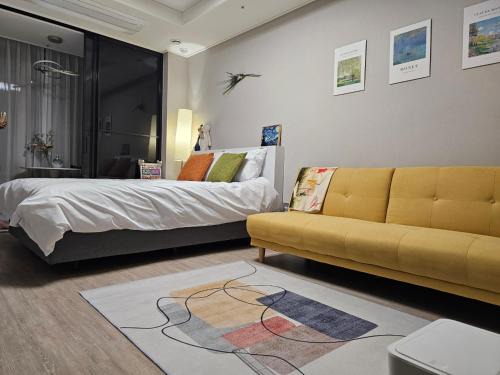 Jung-gu Apartamento | Happy Harbor House Stay, Incheon Airport, Wolmido, Incheon Chinatown, New Full-option, SangSang Platform, Yeonan Pier, Fairy Tale Village