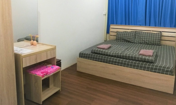Racha Thewa Casa | Happy Home Hostel Suvarnabhumi