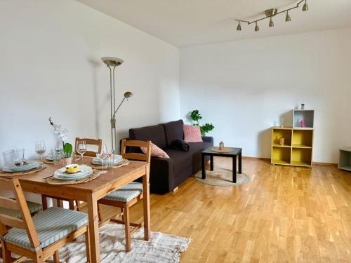 Schwechat Apartamento | Happy Home near Airport with Free Parking