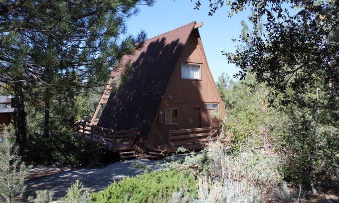Pine Mountain Club Cabina | Happy Quail A Frame cabin