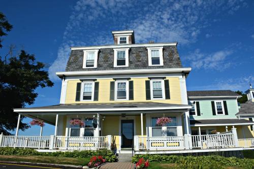Boothbay Harbor Cama Y Desayuno | Harbor House Inn